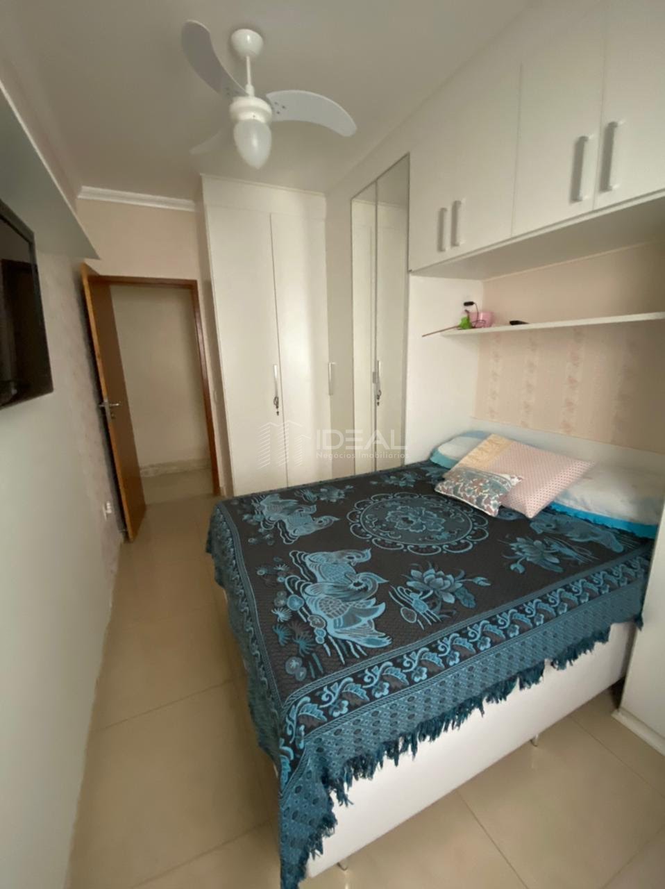 Casa Triplex à venda no Pq. Vicente Dias em Campos dos Goytacazes