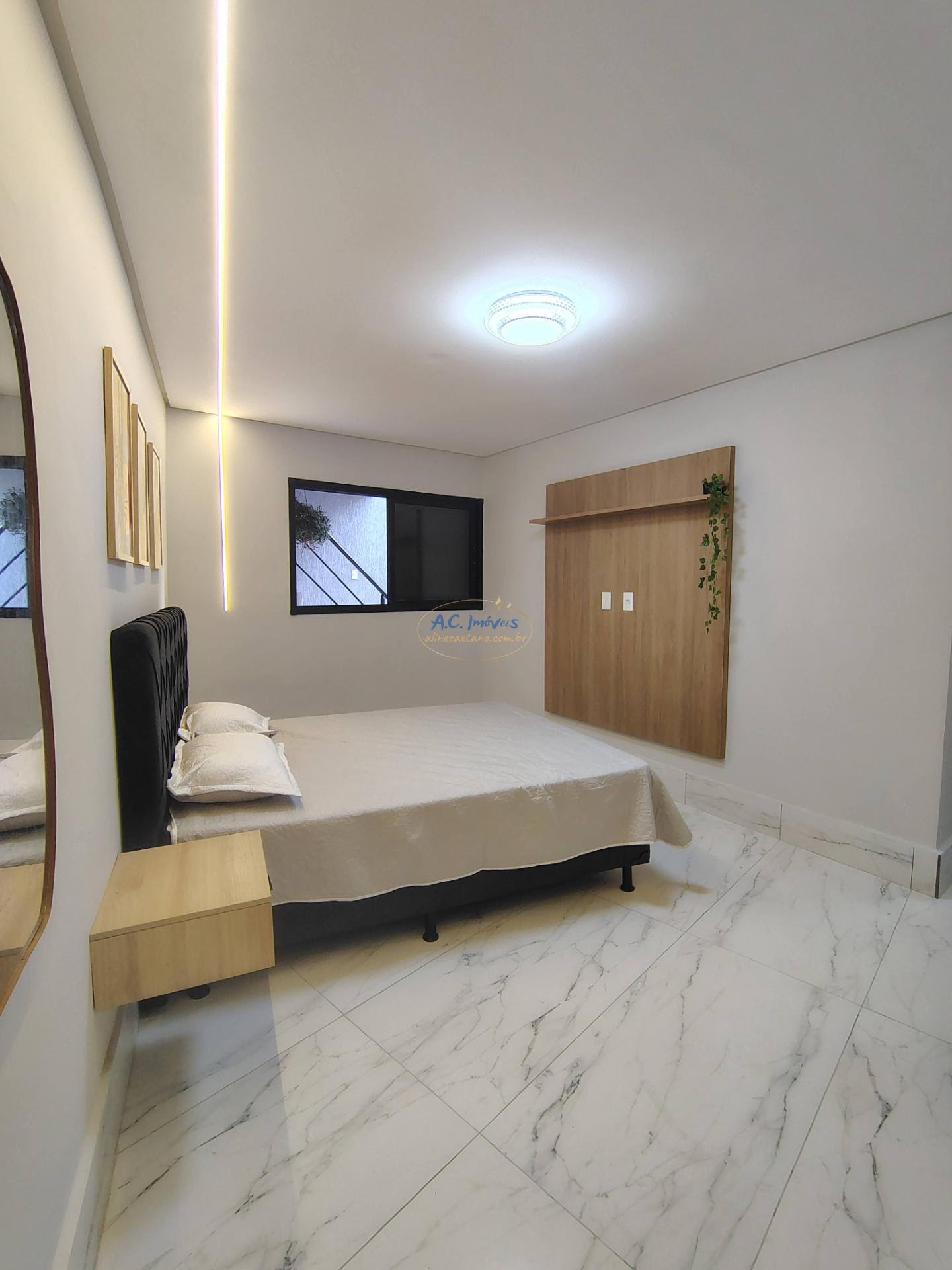 Casa à venda com 3 quartos, 2 suítes, 2 vagas e 157m² no Vila Caiçara, Praia Grande (SP) — foto 3 de 30
