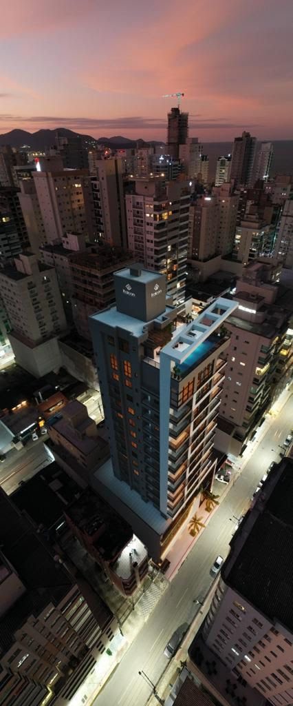 Apartamento à venda com 3 quartos, 3 suítes, 2 vagas e 116m² no Meia Praia, Itapema (SC) — foto 3 de 15