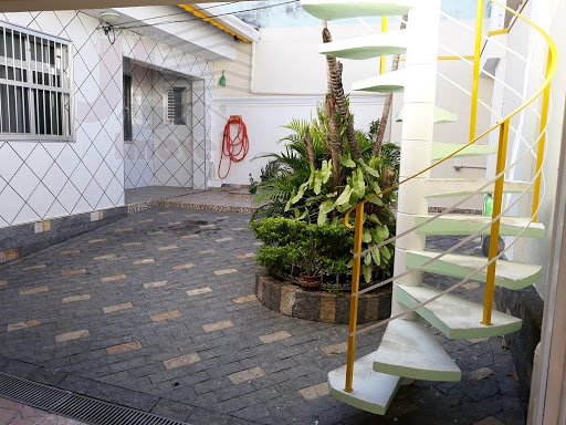 Jardim Entrada Garagem
