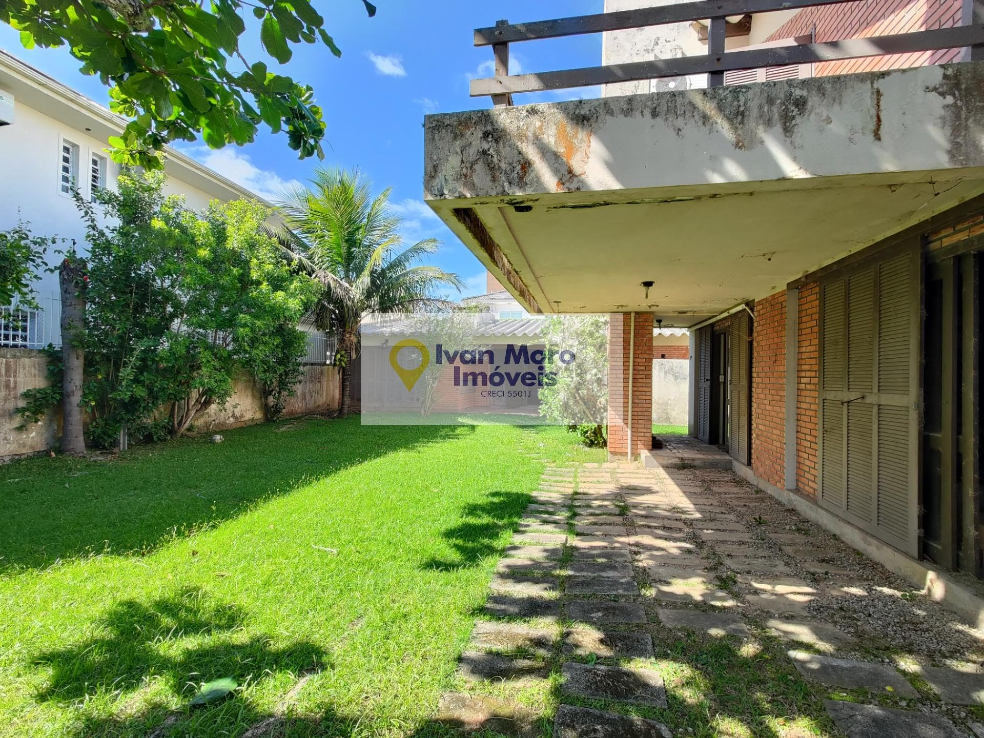 Casa à venda com 2 quartos, 3 banheiros, 3 vagas e 150m² no Daniela, Florianópolis (SC) — foto 4 de 30
