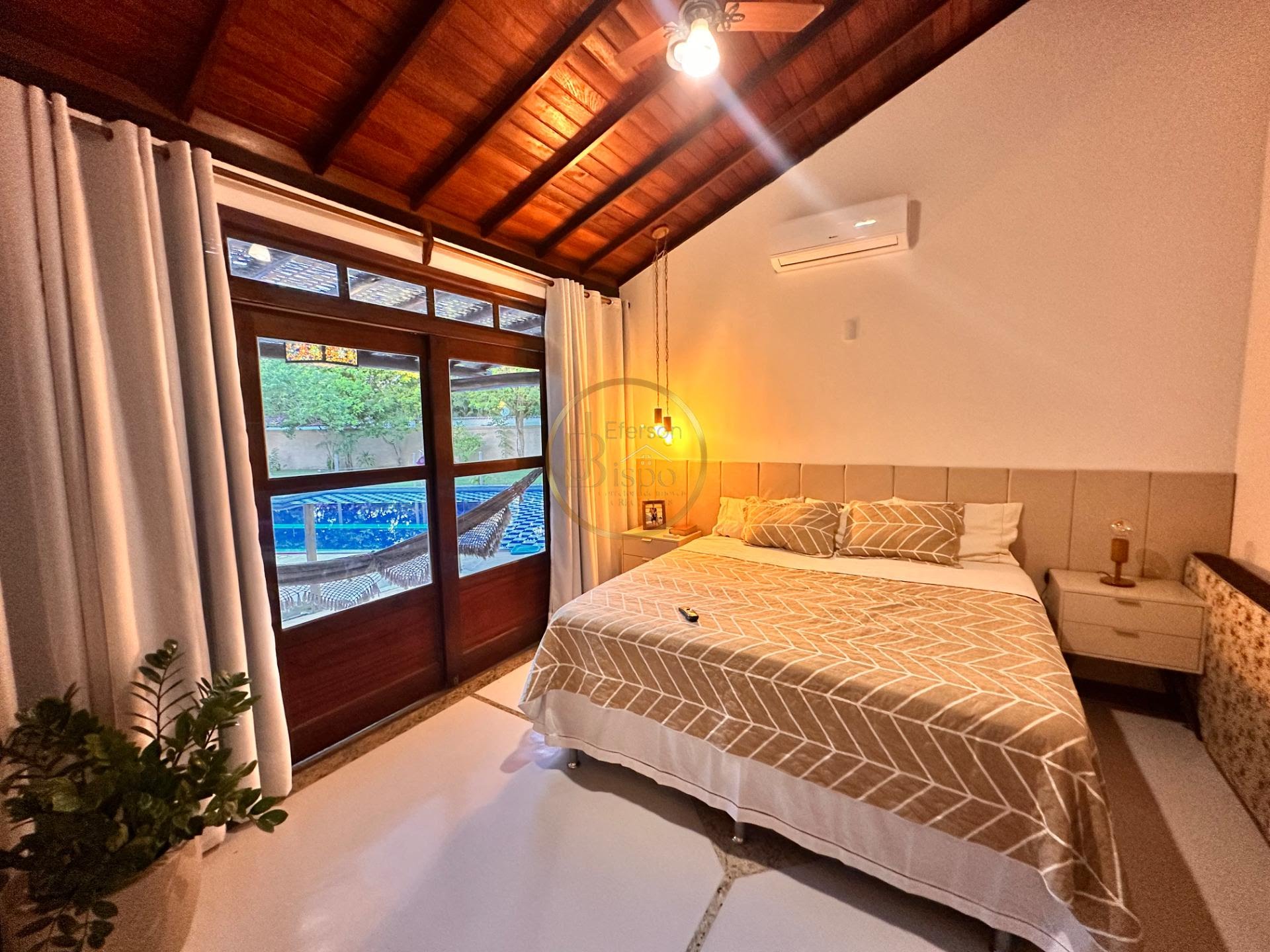 Casa à venda com 4 quartos, 4 suítes e 250m² no Arraial D'ajuda, Porto Seguro (BA) — foto 5 de 14