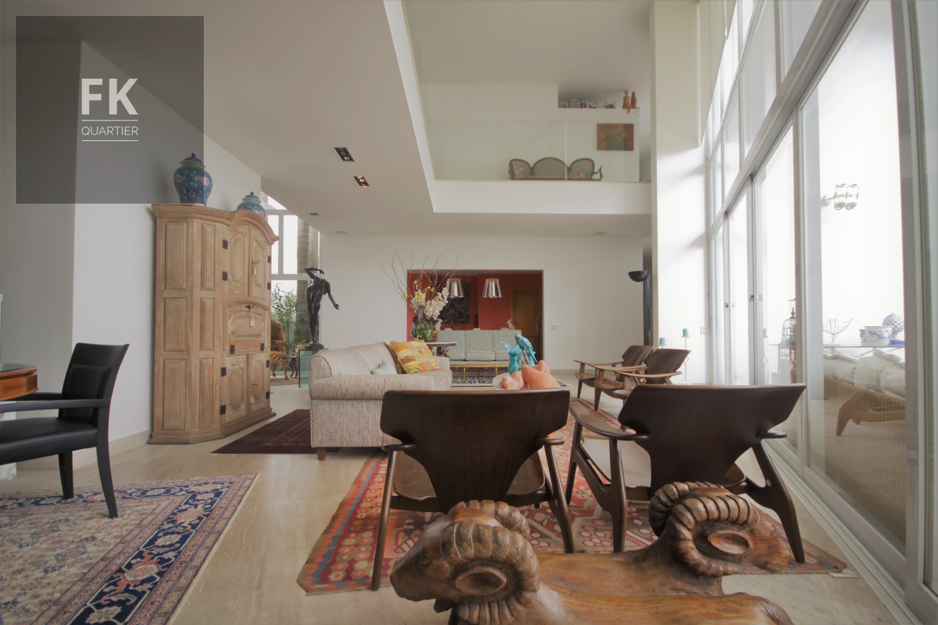 Casa à venda com 5 quartos, 5 suítes, 8 vagas e 1000m² no Residencial Morada dos Lagos, Barueri (SP) — foto 11 de 30