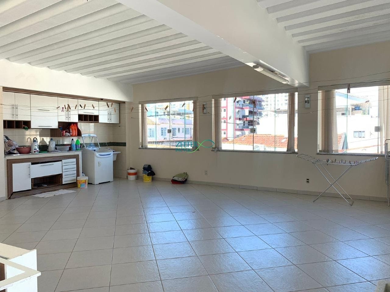 Casa à venda com 4 quartos, 2 suítes, 8 vagas e 327m² no Vila da Penha, Rio de Janeiro (RJ) — foto 14 de 29