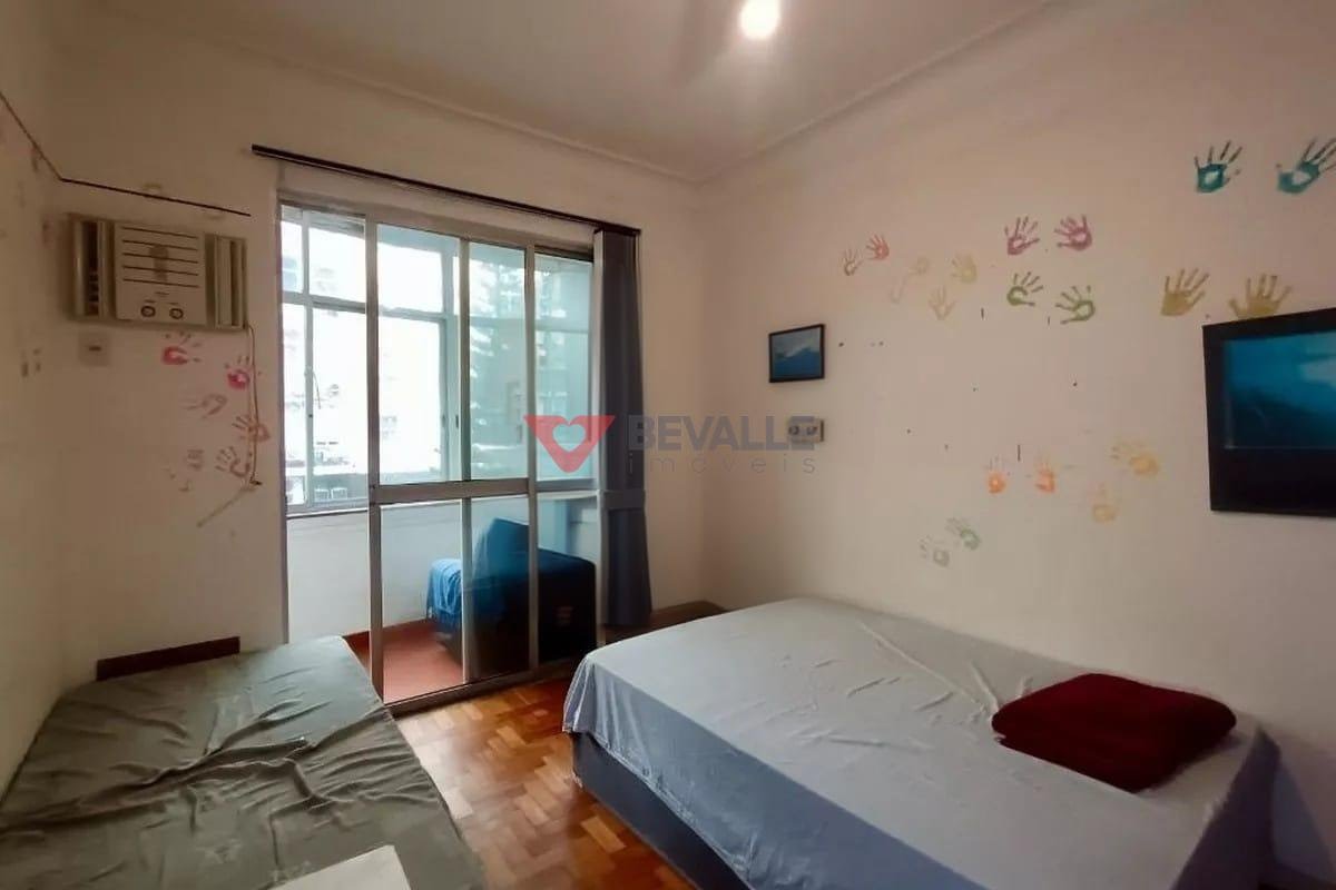 Apartamento à venda com 4 quartos, 2 banheiros e 167m² no Ipanema, Rio de Janeiro (RJ) — foto 17 de 30