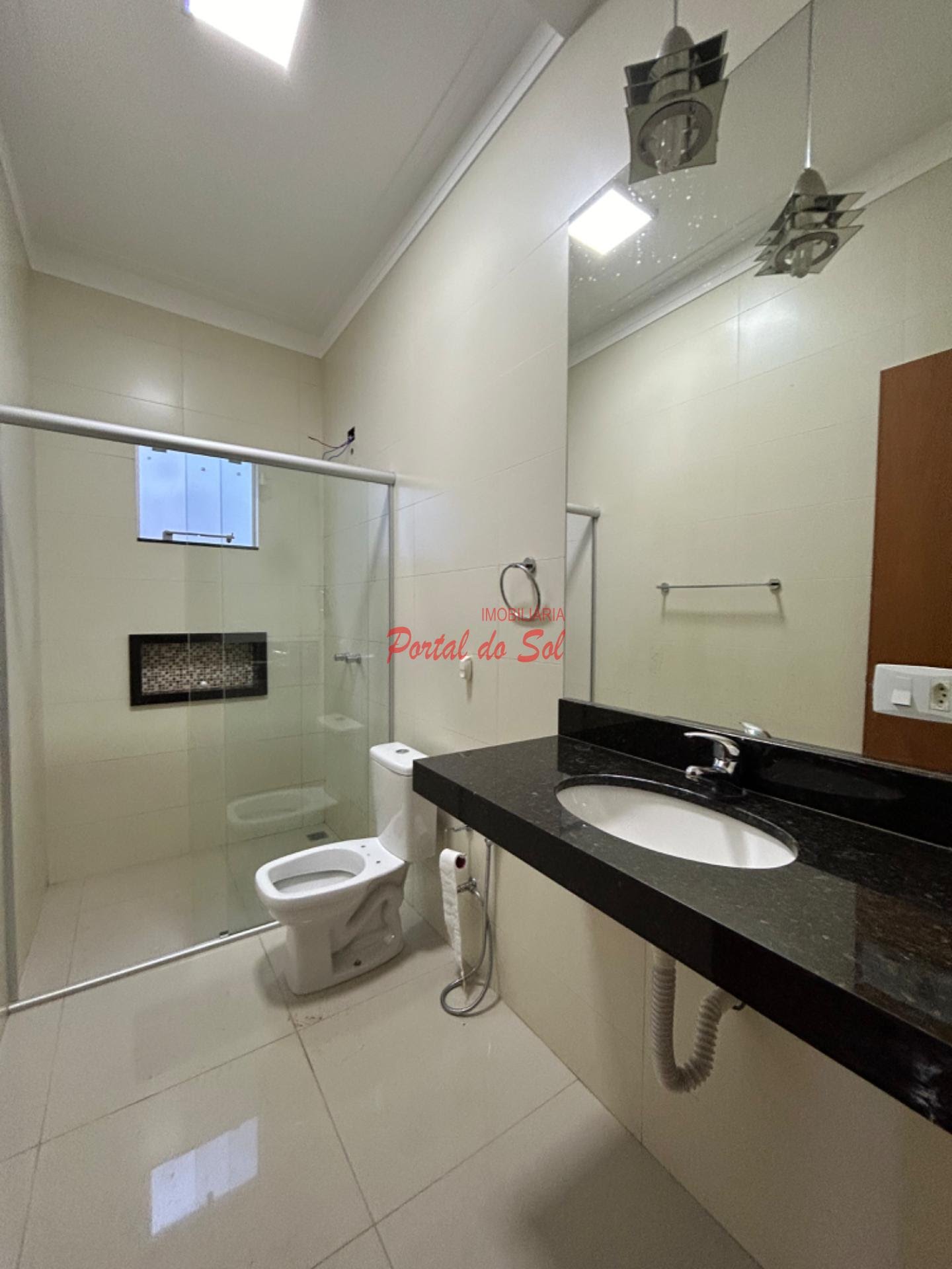 Casa à venda com 3 quartos, 1 suíte, 2 vagas e 217m² no Jardim Tarumãs, Santo Antônio da Platina (PR) — foto 8 de 18