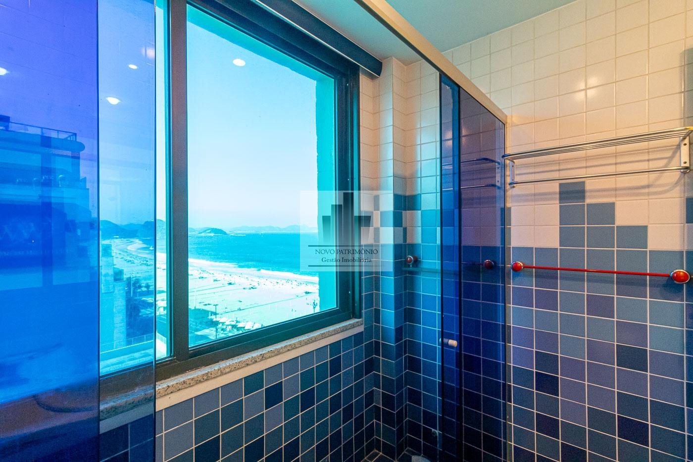 Cobertura à venda com 4 quartos, 4 suítes, 1 vaga e 425m² no Copacabana, Rio de Janeiro (RJ) — foto 25 de 30