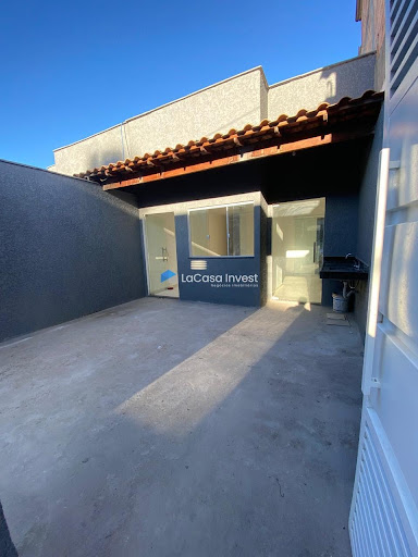 Casa 02 dorm. em Parque de Cologio, Porto Seguro. Imóvel à venda por R$ 320 mil.