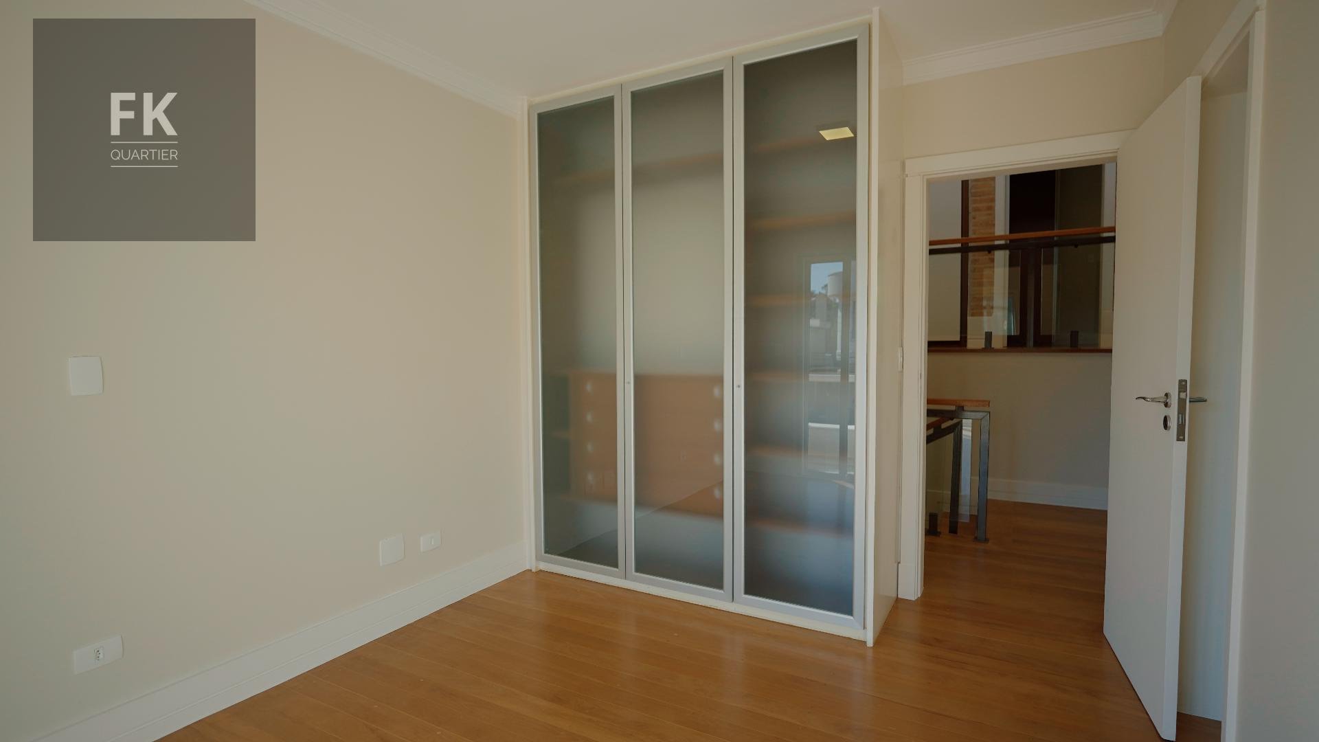 Casa à venda com 4 quartos, 4 suítes, 4 vagas e 360m² no Alphaville Conde II, Barueri (SP) — foto 18 de 30