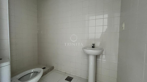 banheiro-trinitaimobiliaria-viure-ilhapura