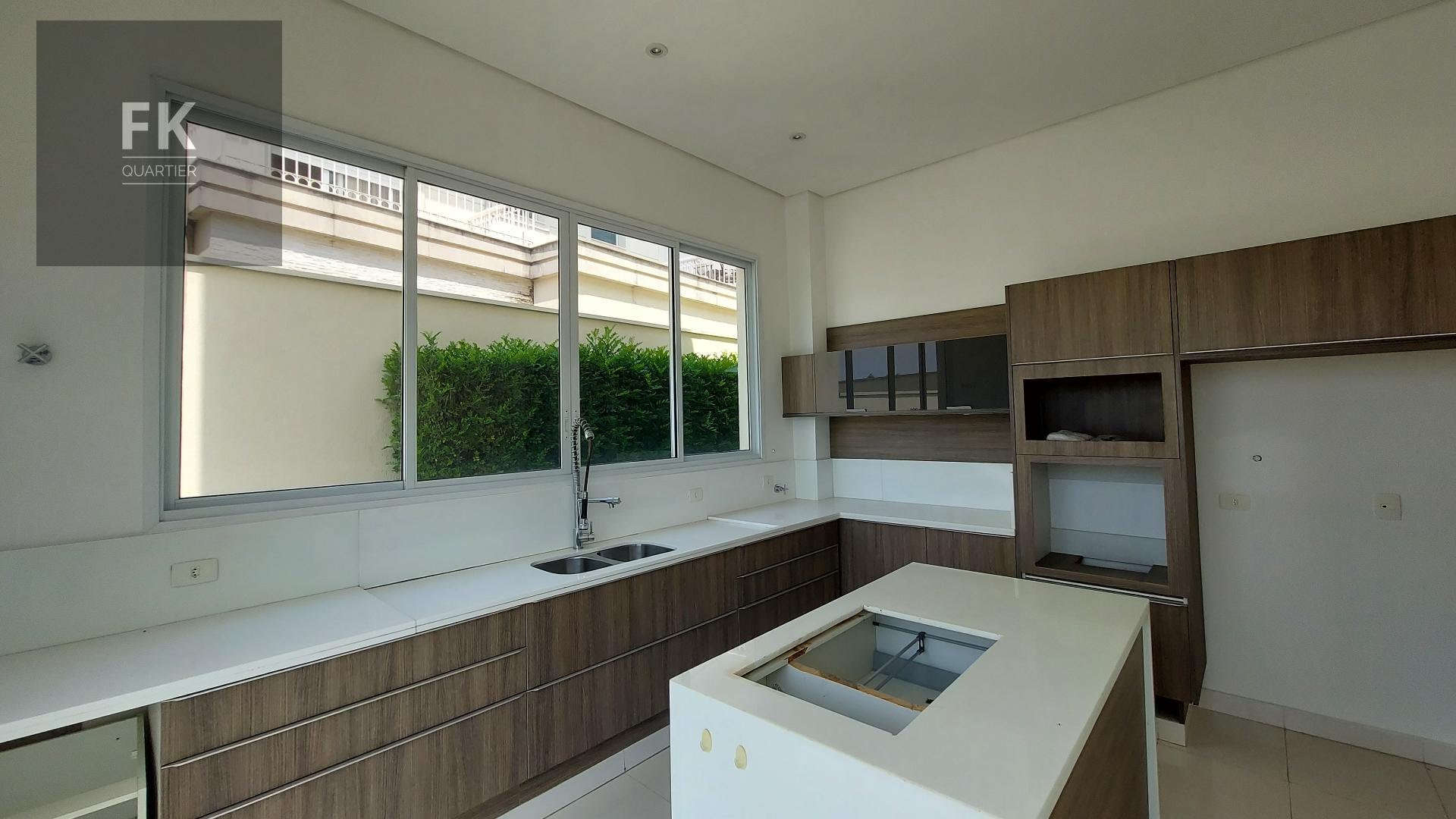 Casa para alugar com 4 quartos, 4 suítes, 4 vagas e 592m² no Tamboré, Santana de Parnaíba (SP) — foto 11 de 30