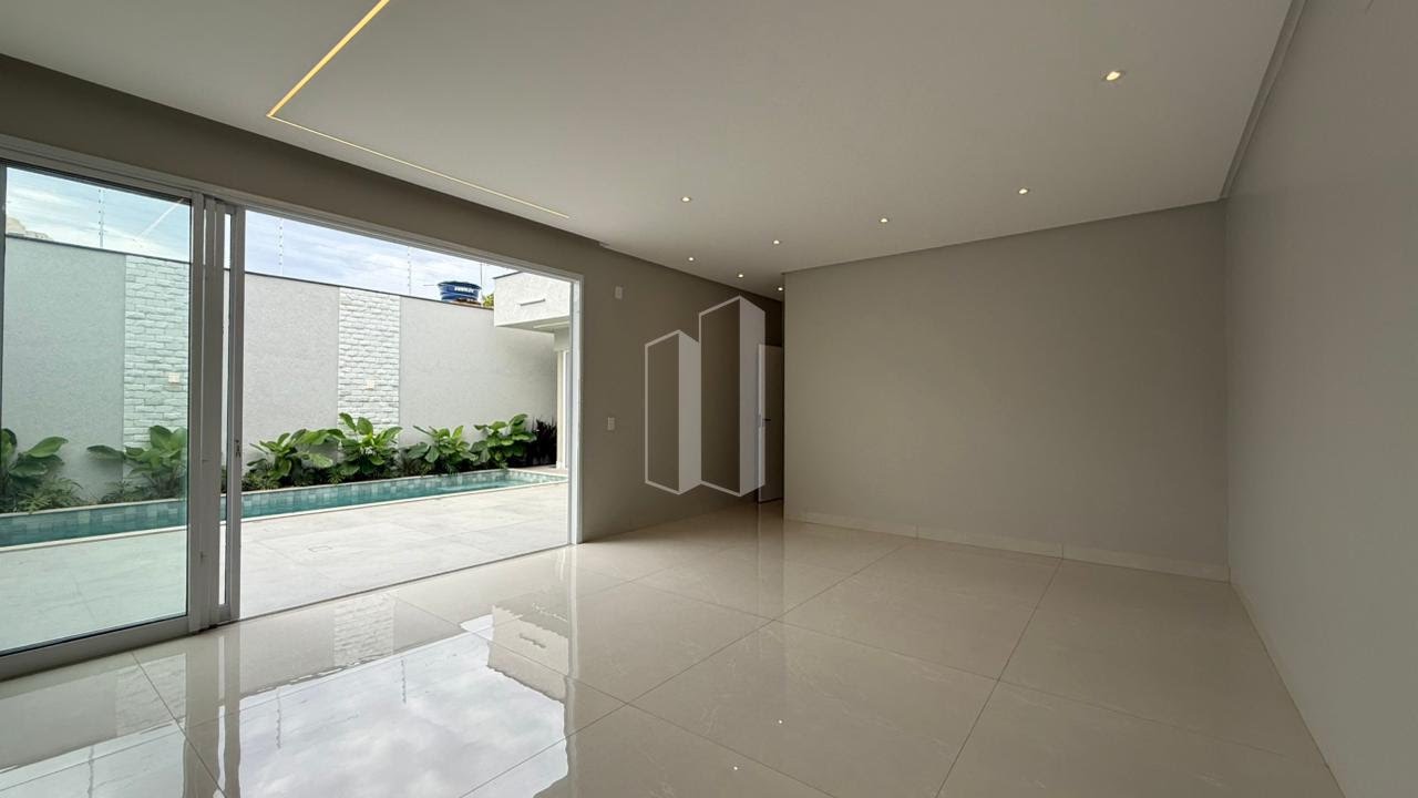 Casa à venda com 4 quartos, 4 suítes, 4 vagas e 207m² no Jardim Europa, Goiânia (GO) — foto 10 de 30