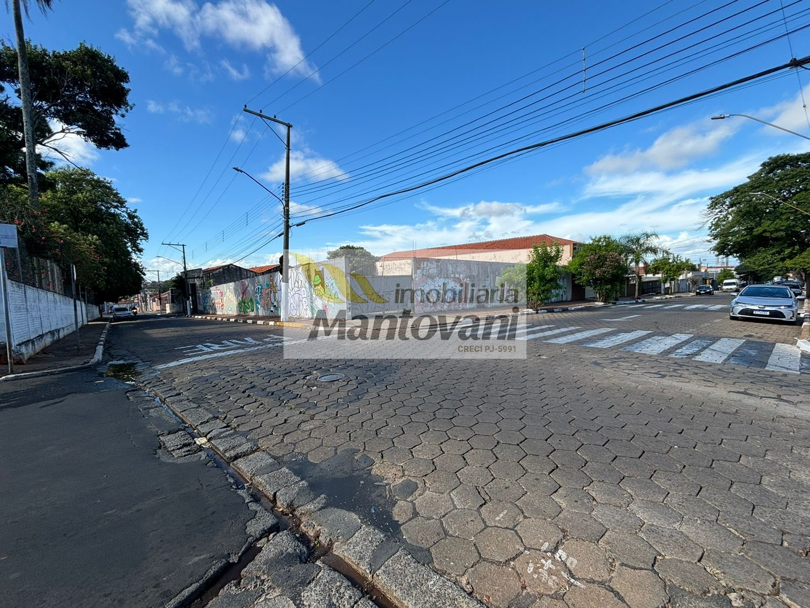 Terreno à venda com 836m² de terreno no Centro, Tatuí — foto principal