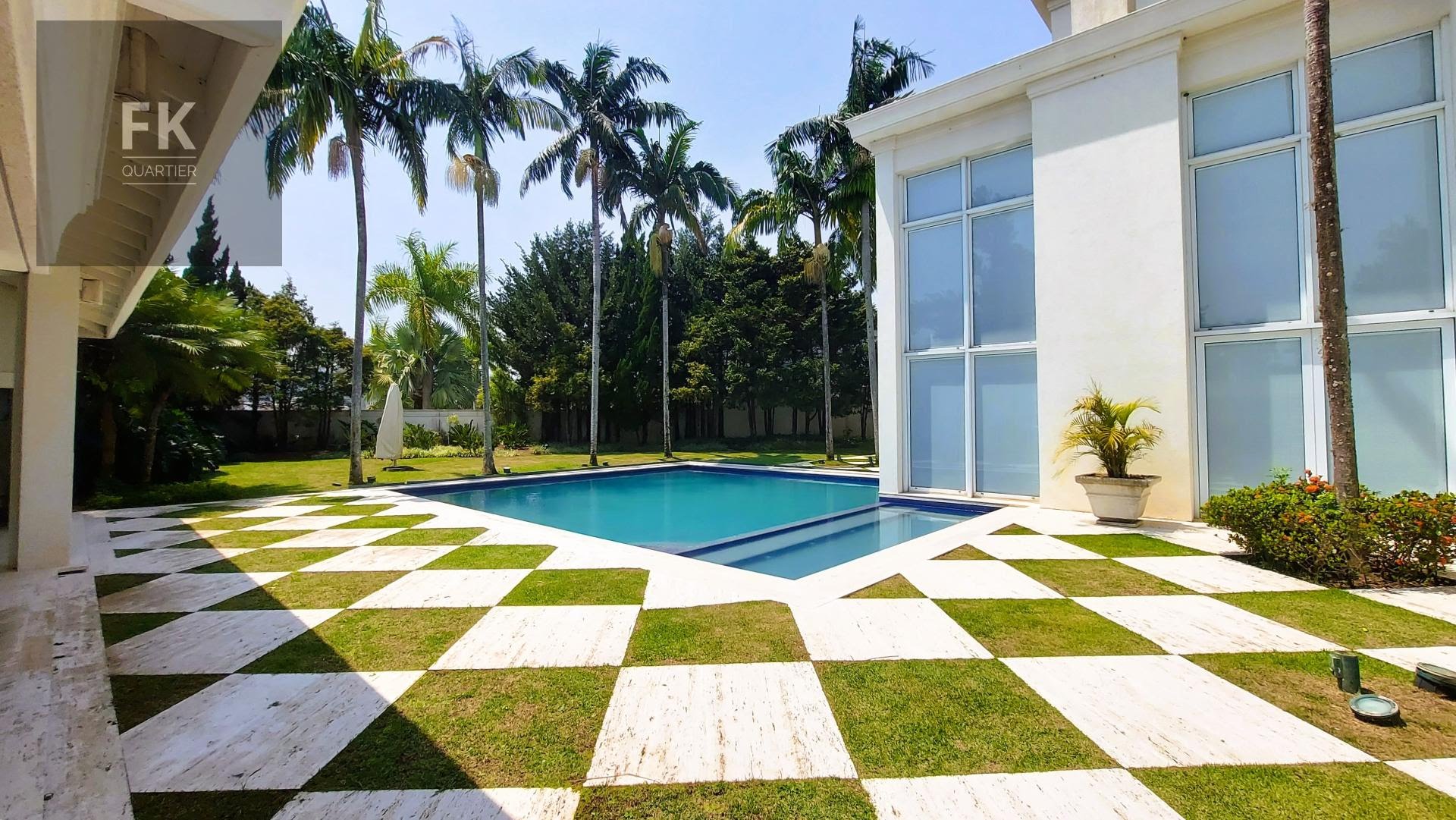 Casa à venda com 5 quartos, 5 suítes, 15 vagas e 1582m² no Alphaville Residencial Zero, Barueri (SP) — foto 2 de 30