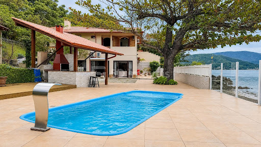 Casa 6 Dormitórios-Frente Mar – Sambaqui – Florianópolis, SC