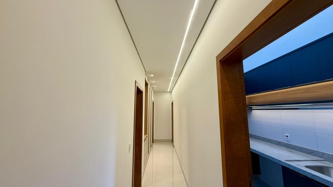 Casa à venda com 4 quartos, 4 suítes, 4 vagas e 263m² no Loteamento Terras de Siena, Ribeirão Preto (SP) — foto 22 de 30