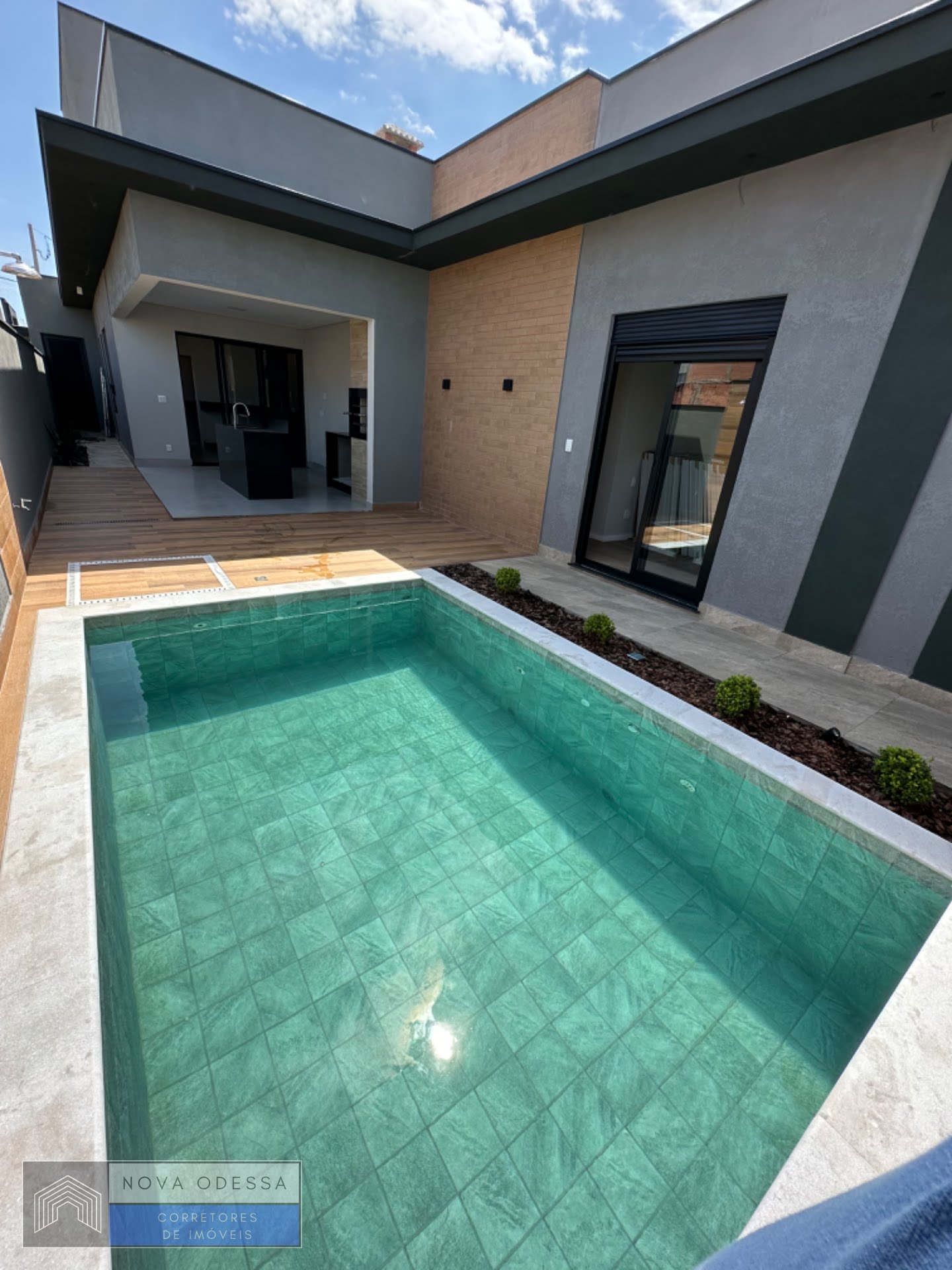 Casa c/ piscina Condomínio em Engenho Velho II - Nova Odessa