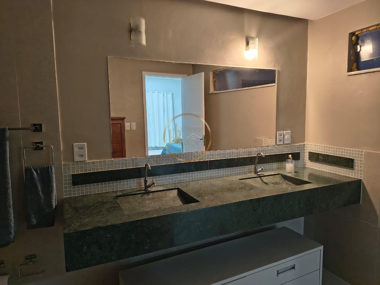 Casa à venda com 2 quartos, 2 suítes, 2 vagas e 200m² no Dville, Porto Seguro (BA) — foto 15 de 20