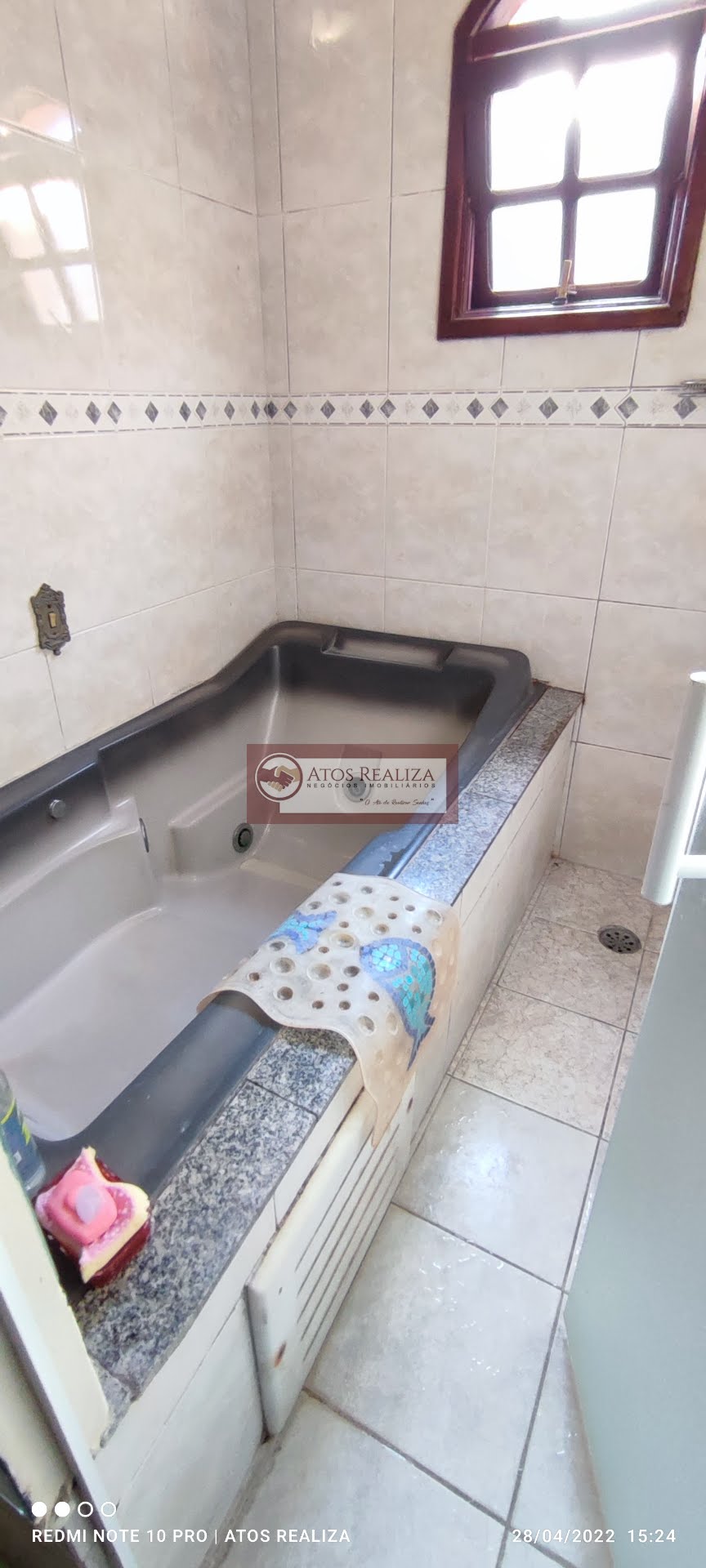 Casa à venda com 3 quartos, 4 suítes, 3 vagas e 250m² no Interlagos, São Paulo (SP) — foto 24 de 30