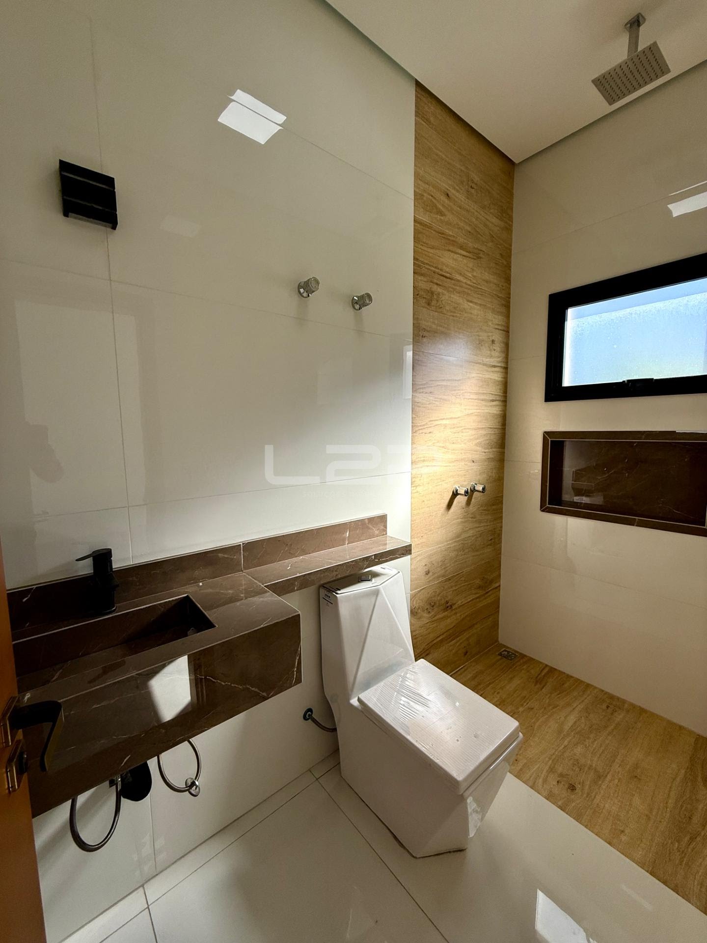 Casa à venda com 3 quartos, 2 suítes, 4 vagas e 236m² no Medeiros, Jundiaí (SP) — foto 24 de 30