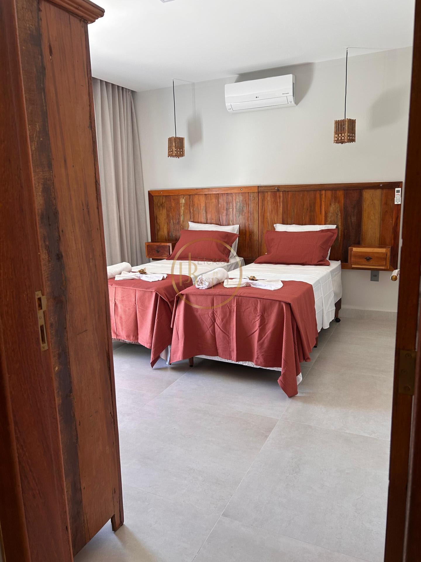 Casa à venda com 4 quartos, 4 suítes, 2 vagas e 180m² no Arraial D'ajuda ( Estrada da Balsa ), Porto Seguro (BA) — foto 3 de 15