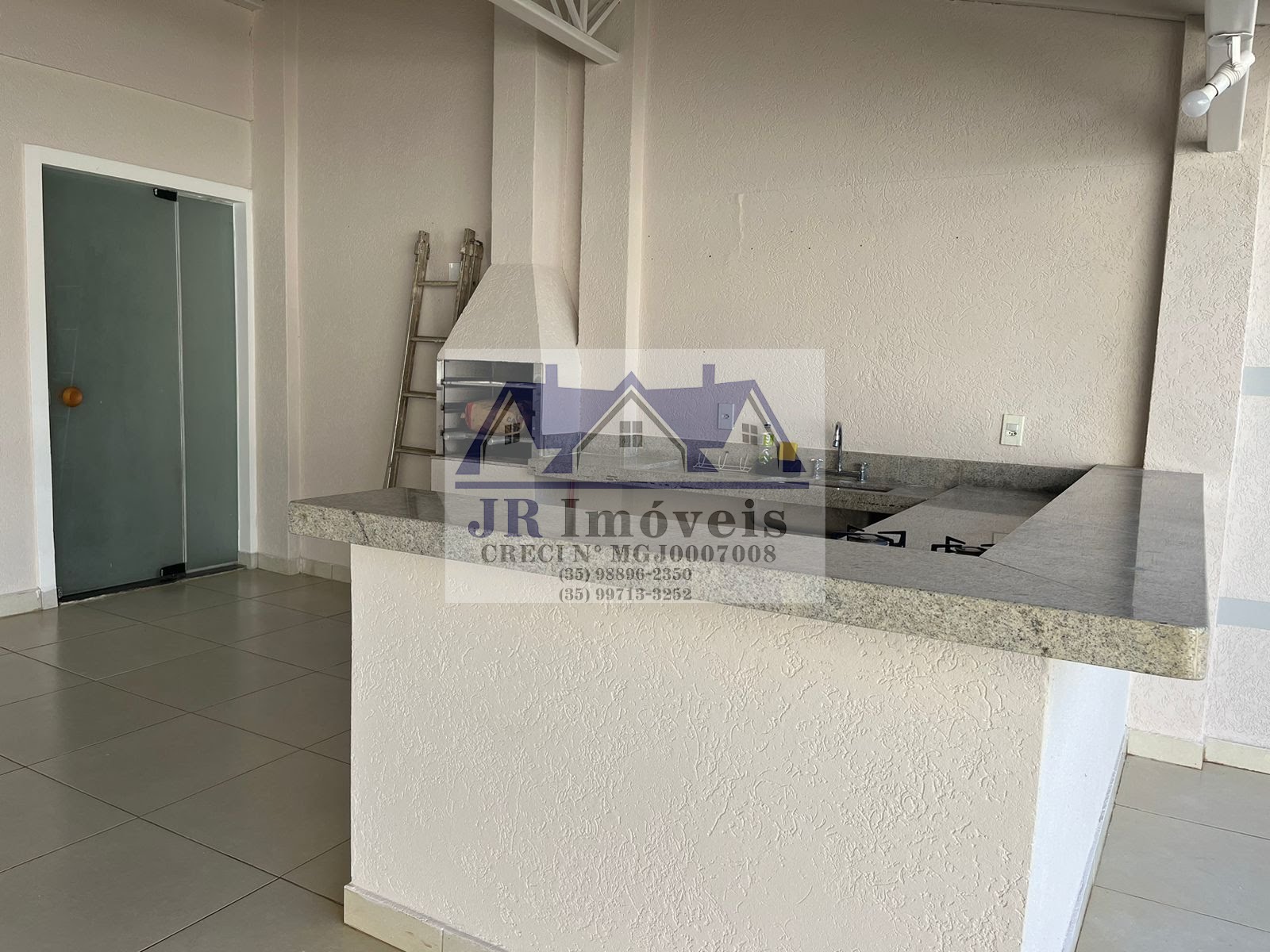 Casa à venda com 2 quartos, 1 suíte, 4 vagas e 360m² no Centro, Piranguinho (MG) — foto 17 de 30