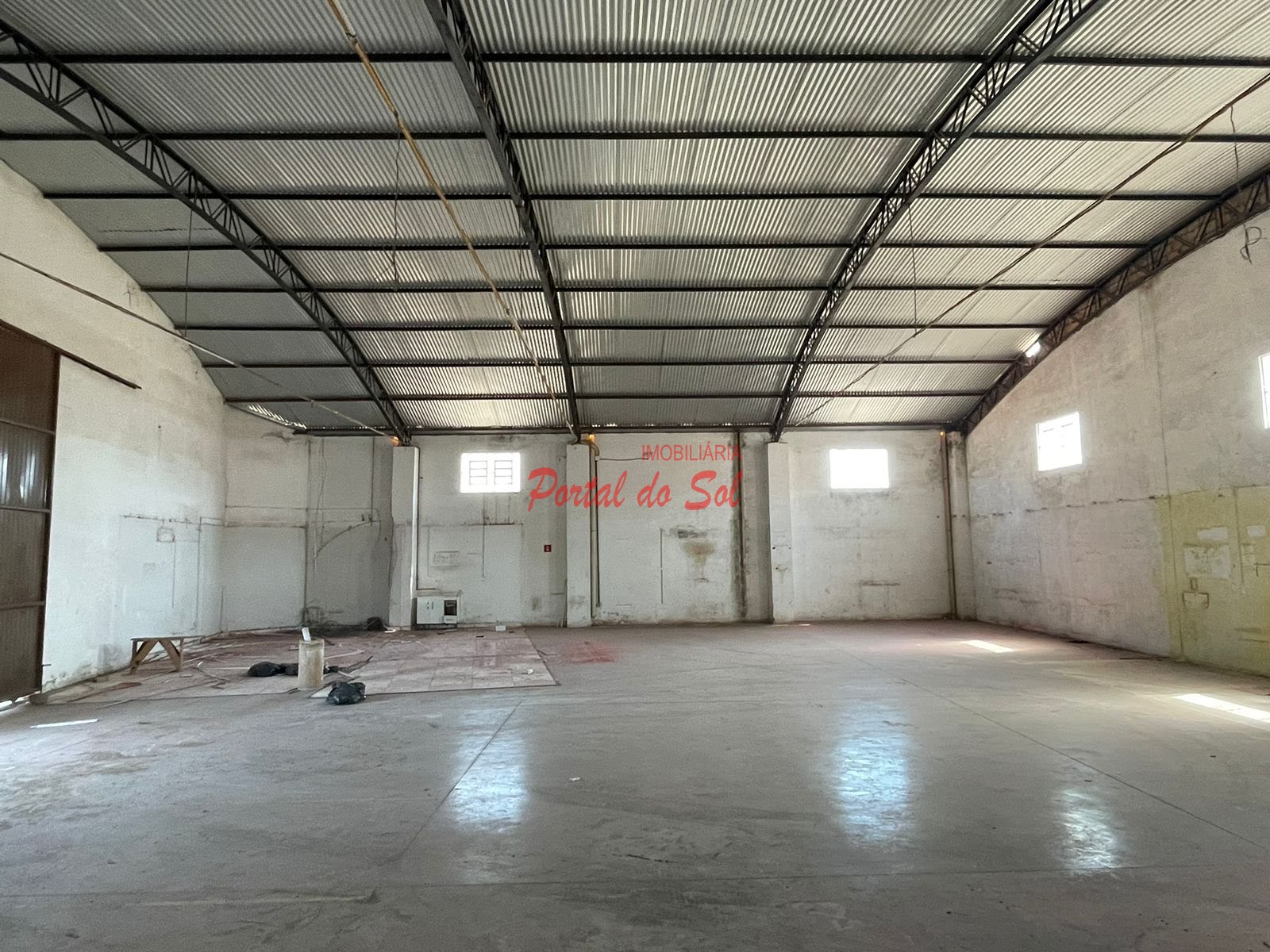 Comercial para alugar com 2 banheiros e 215m² no Residencial Porto Seguro, Santo Antônio da Platina (PR) — foto 3 de 4
