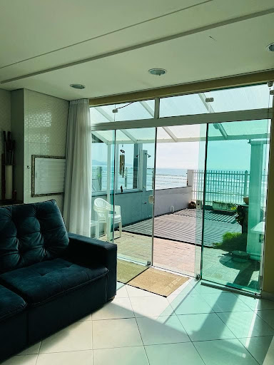 Locação de Temporada - Casa Beira mar para alugar com 4 quartos - Perequê - Porto Belo/SC