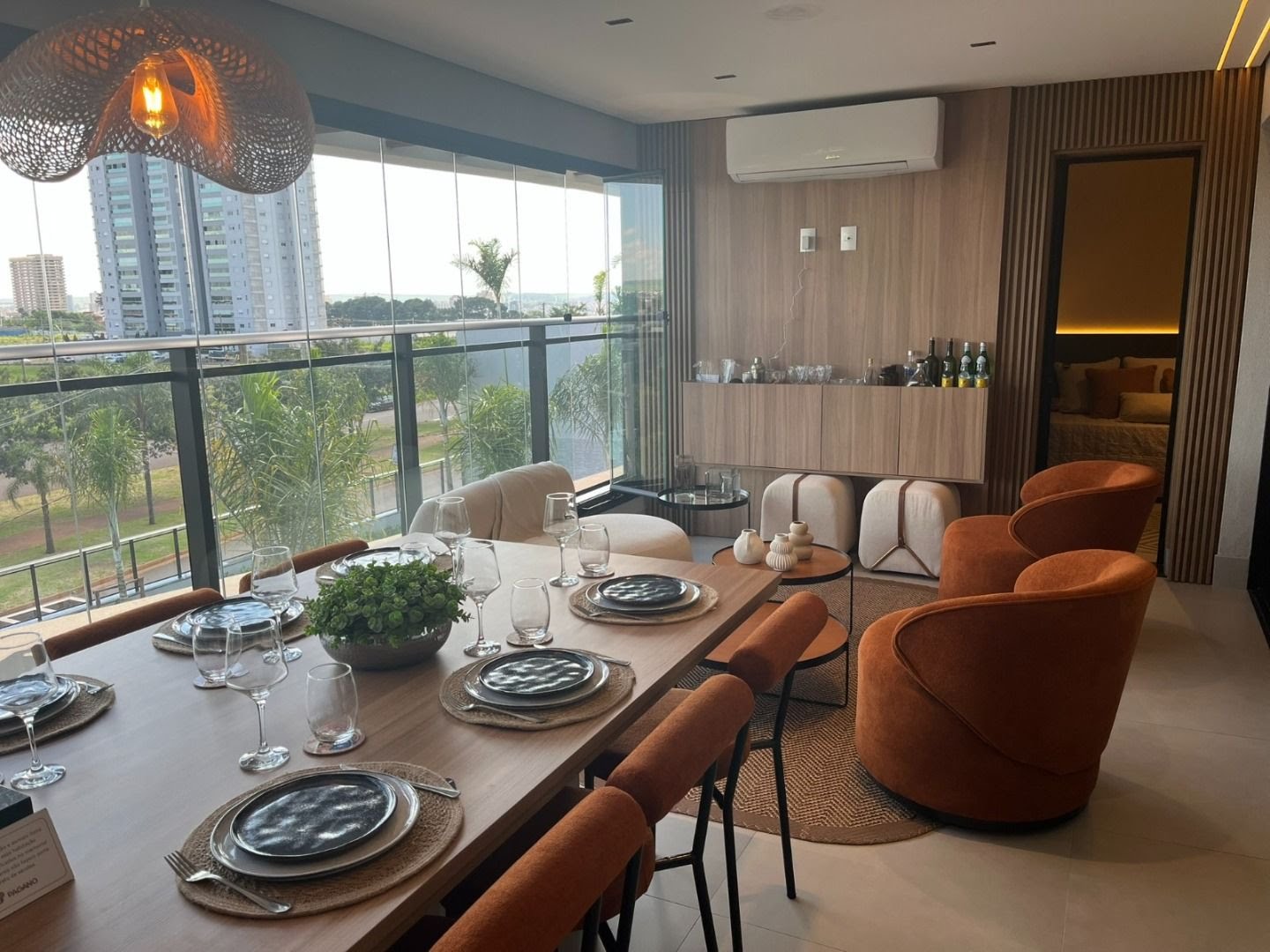 Apartamento à venda com 3 quartos, 3 suítes, 2 vagas e 111m² no Jardim Olhos D Agua, Ribeirão Preto (SP) — foto 2 de 7