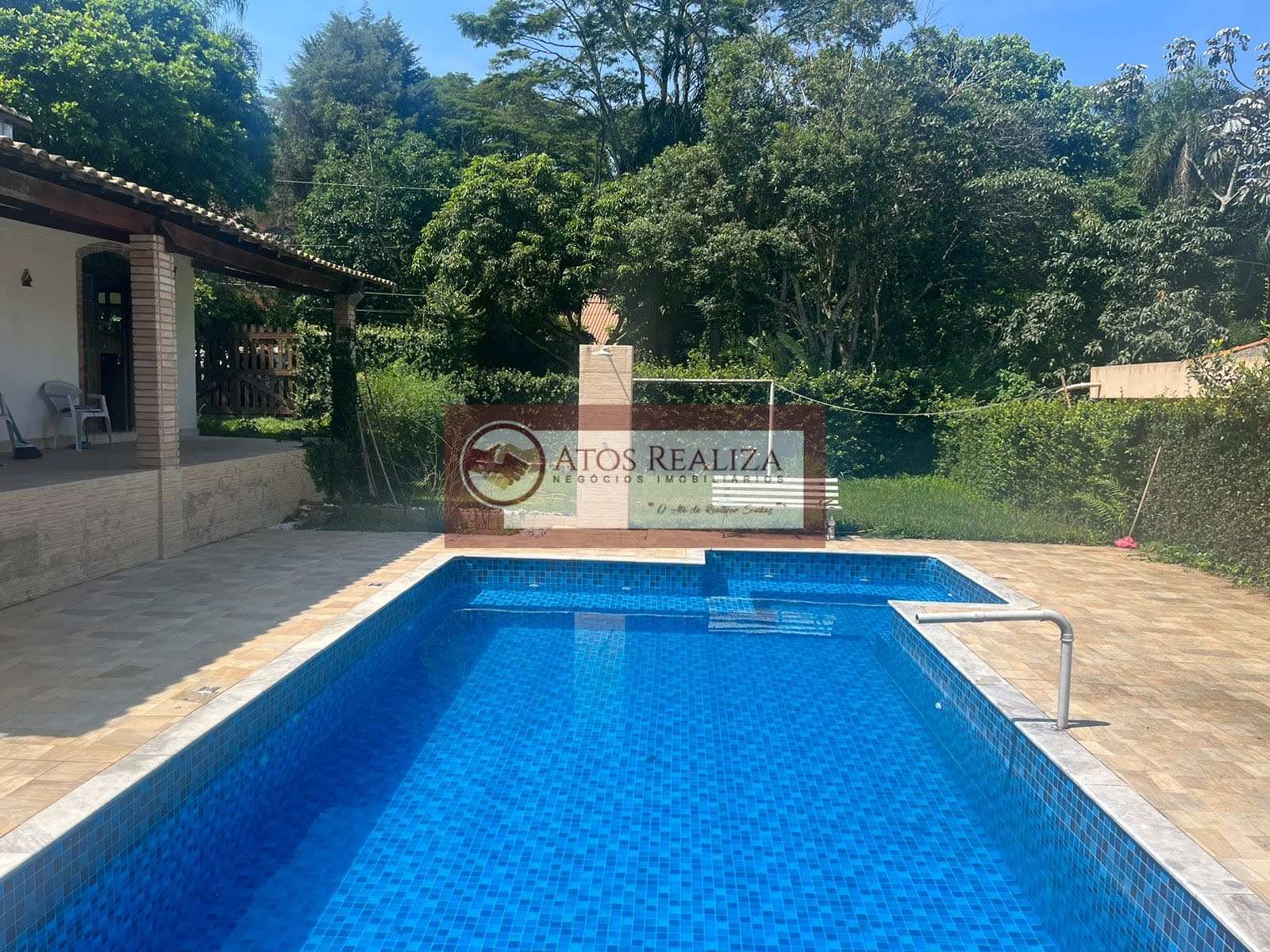 Casa para alugar com 3 quartos, 2 banheiros, 1 vaga e 180m² no Jardim das Palmeiras (zona Sul), São Paulo — foto principal