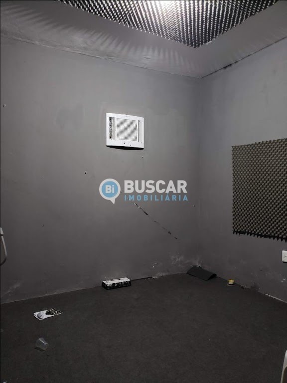 Comercial à venda com 2 banheiros, 2 vagas e 350m² no Olhos D'água, Feira de Santana (BA) — foto 2 de 9