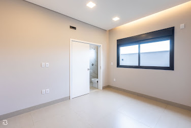 Casa de Condomínio em Jardim Espanha  -  Uberlândia