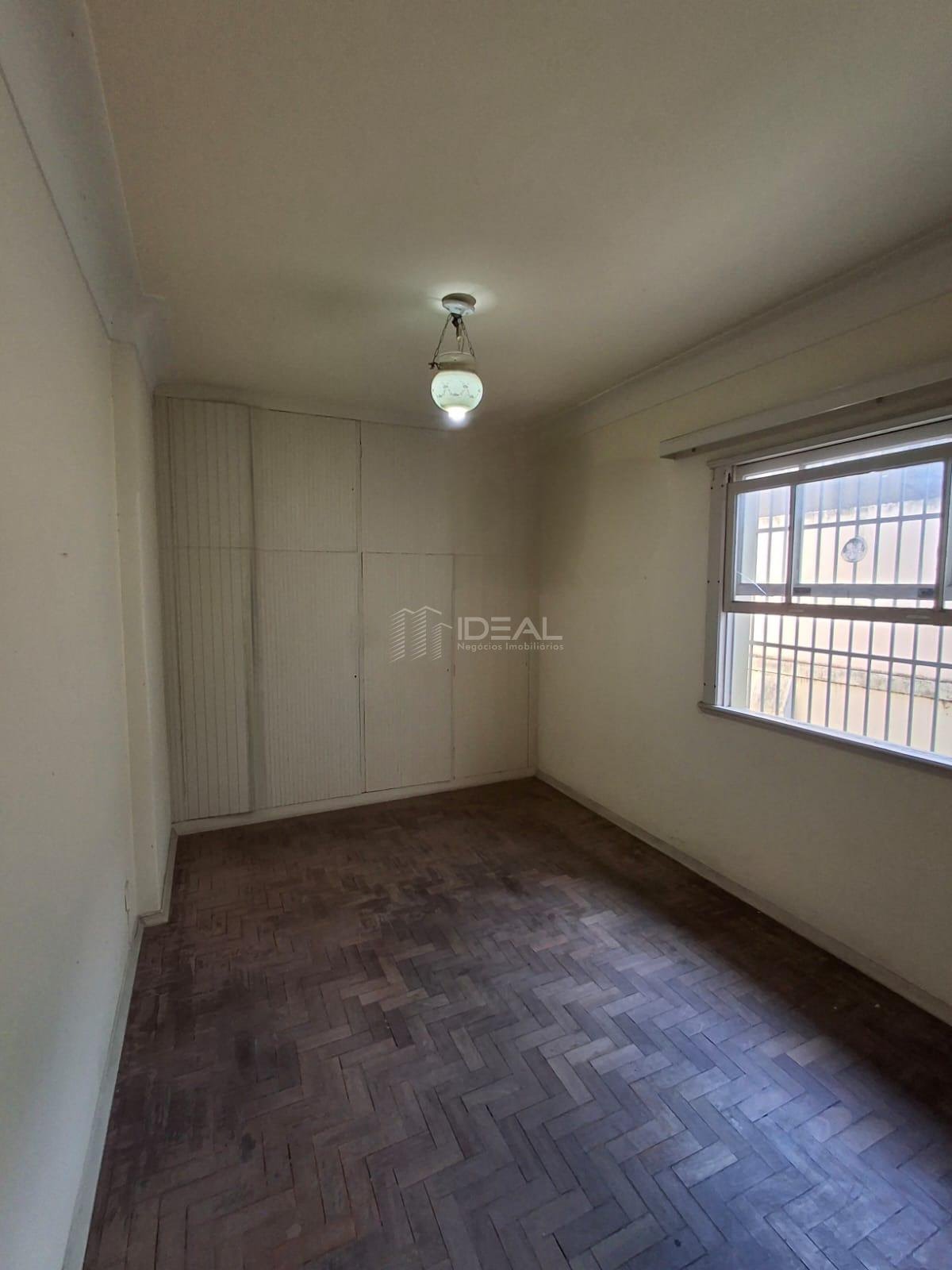 Casa à venda com 4 quartos, 2 banheiros, 4 vagas e 360m² no Centro, Campos dos Goytacazes (RJ) — foto 24 de 30