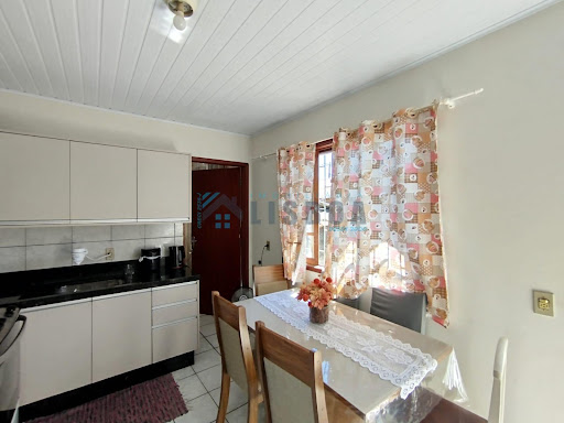 Casa em Forquilhinhas  -  São José