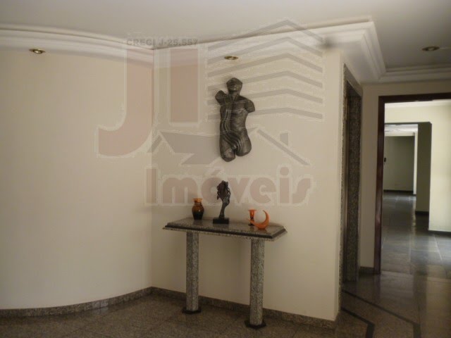 Hall Entrada