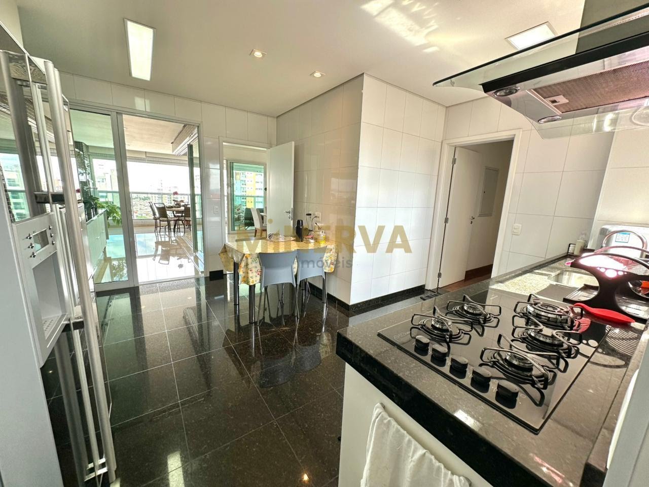 Apartamento à venda com 3 quartos, 3 suítes, 4 vagas e 218m² no Vila Regente Feijó, São Paulo (SP) — foto 9 de 24