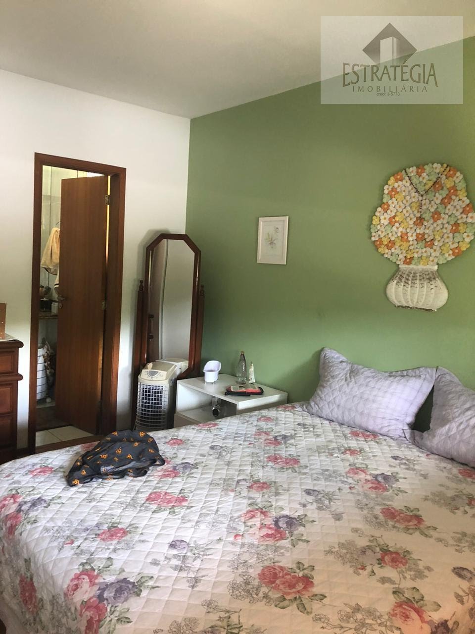 Cobertura à venda com 4 quartos, 2 suítes, 2 vagas e 240m² no Nogueira, Petrópolis (RJ) — foto 21 de 26