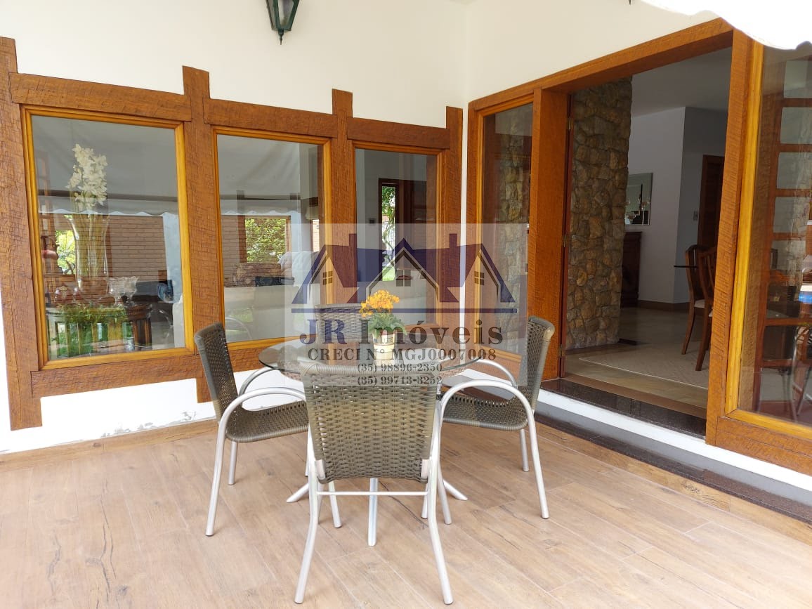 Casa à venda com 2 quartos, 3 suítes, 4 vagas e 1448m² no Centro, Itajubá (MG) — foto 21 de 30