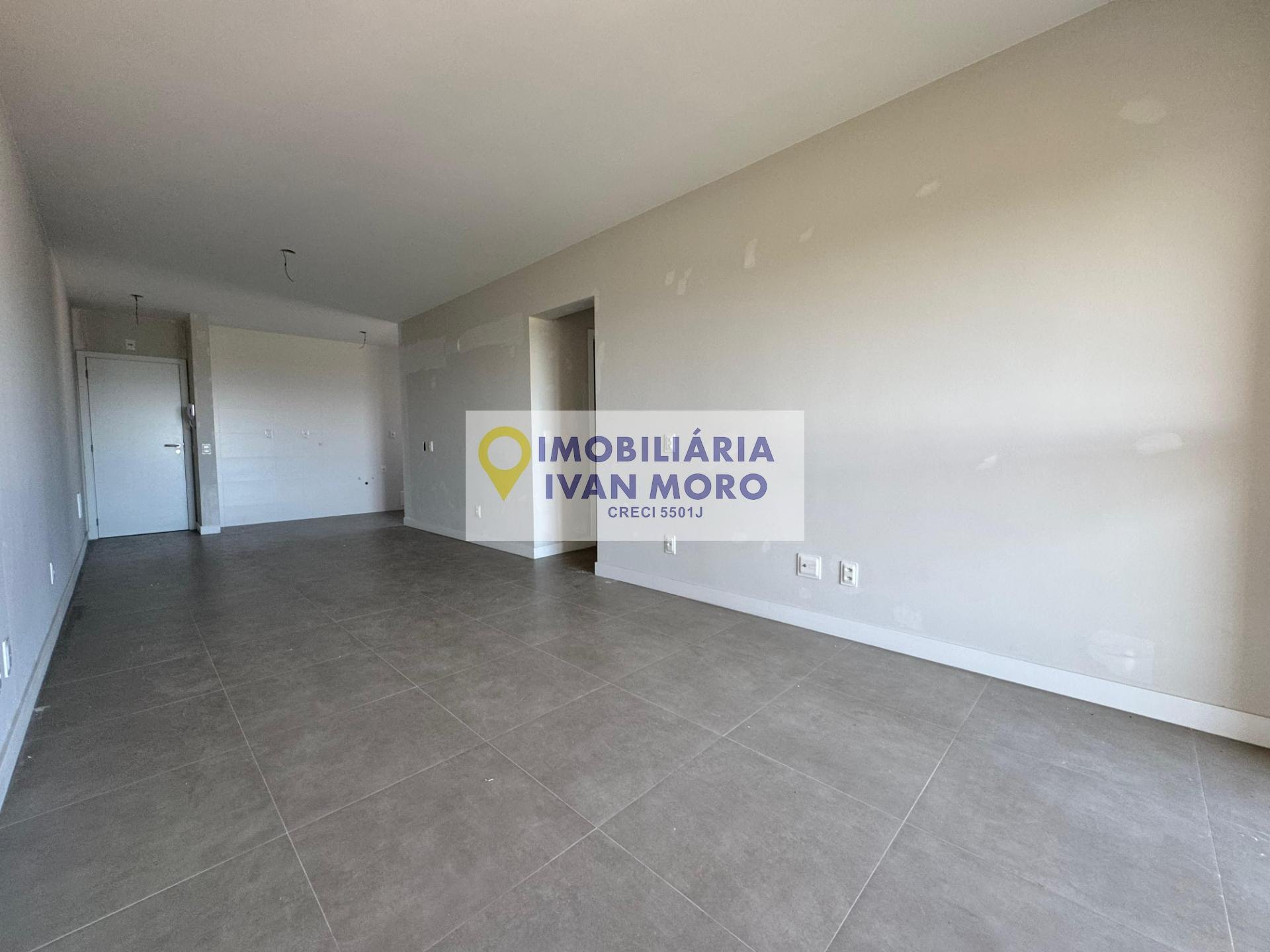 Apartamento à venda com 3 quartos, 1 suíte, 2 vagas e 94m² no Saco Grande, Florianópolis (SC) — foto 3 de 11