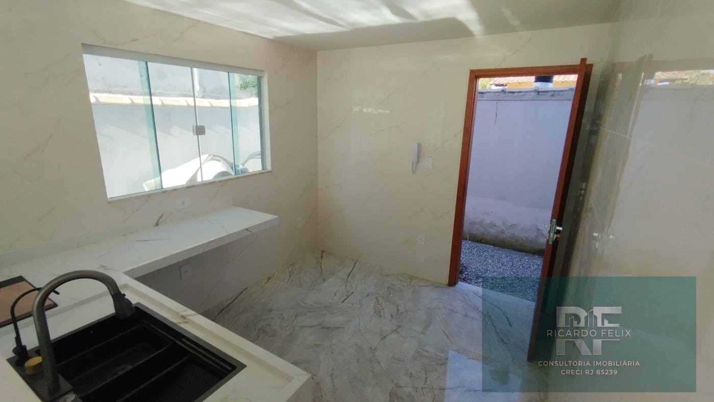 Casa à venda com 2 quartos, 2 suítes, 1 vaga e 130m² no Costazul, Rio das Ostras (RJ) — foto 10 de 18