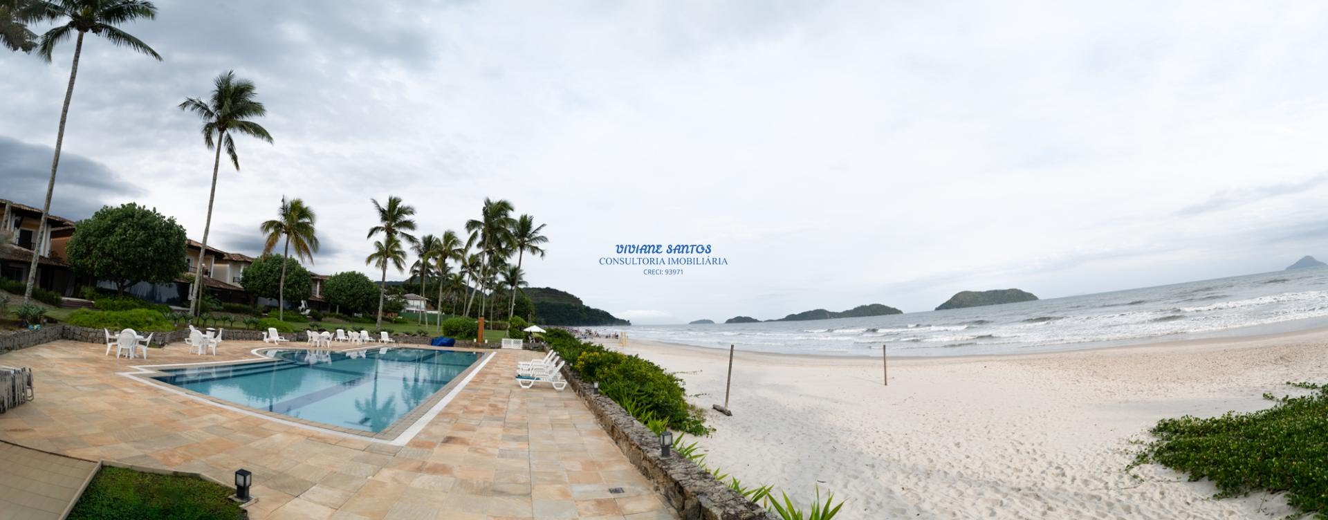 Praia e piscina 