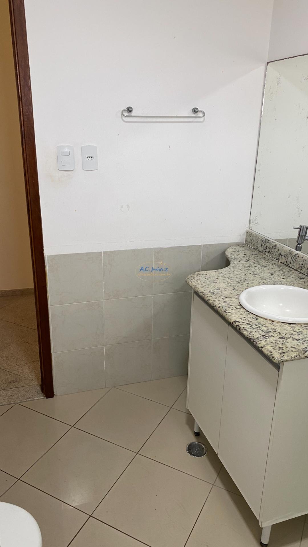 Apartamento à venda com 2 quartos, 1 banheiro, 1 vaga e 116m² no Vila Tupi, Praia Grande (SP) — foto 22 de 30