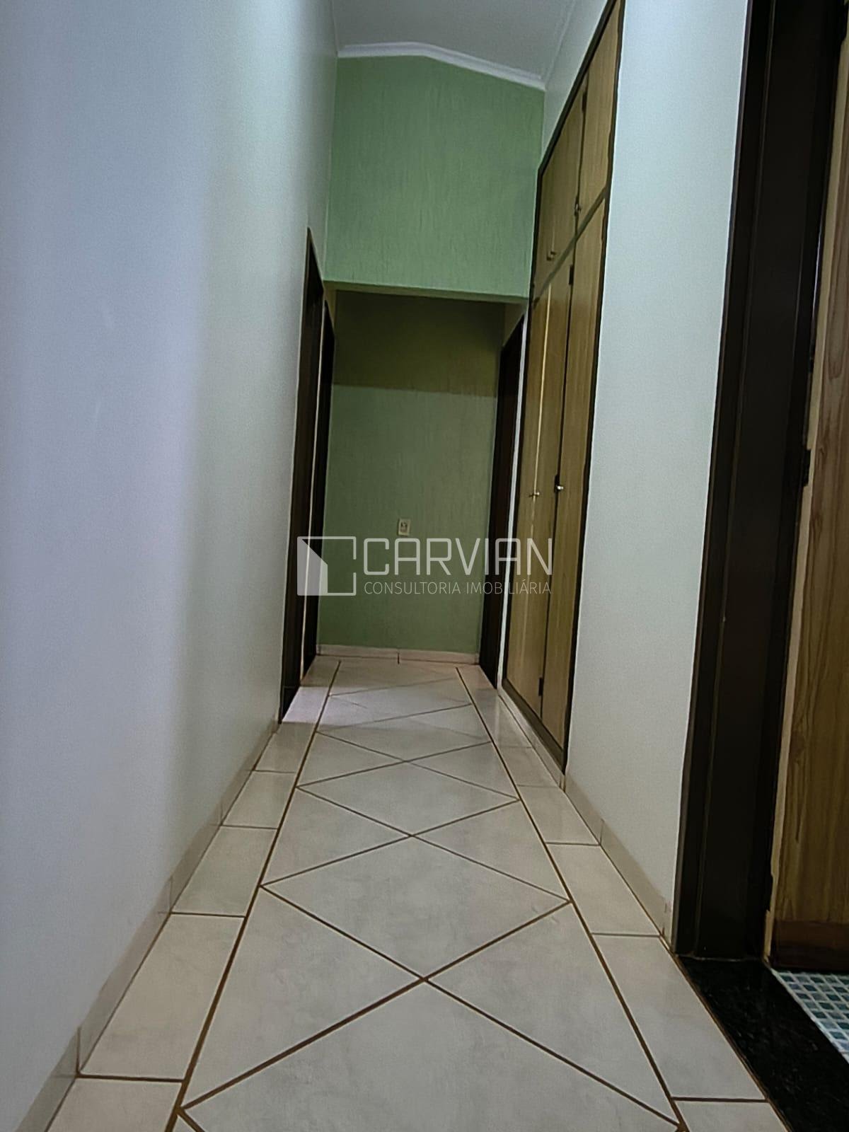Casa à venda com 3 quartos, 1 suíte, 4 vagas e 209m² no Independência, Ribeirão Preto (SP) — foto 19 de 27