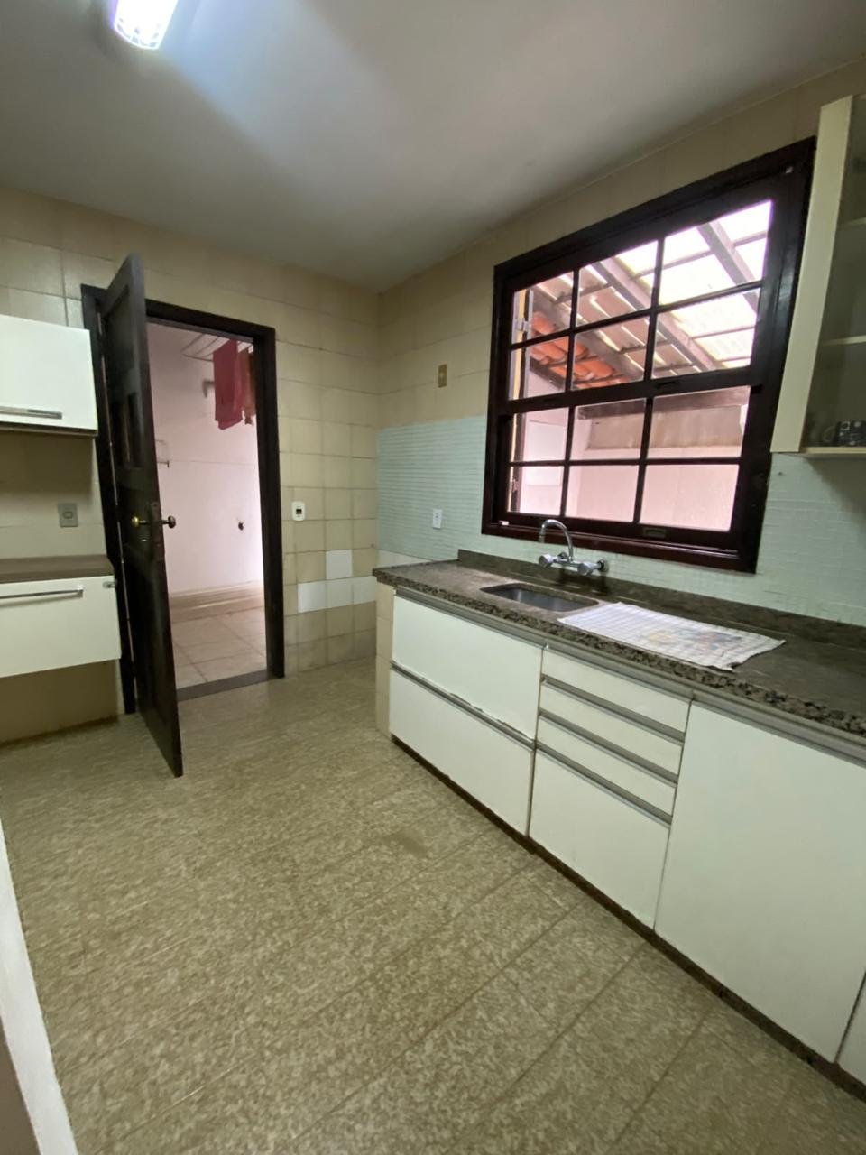 Casa à venda com 4 quartos, 1 suíte, 3 vagas e 180m² no Vargem Pequena, Rio de Janeiro (RJ) — foto 26 de 28