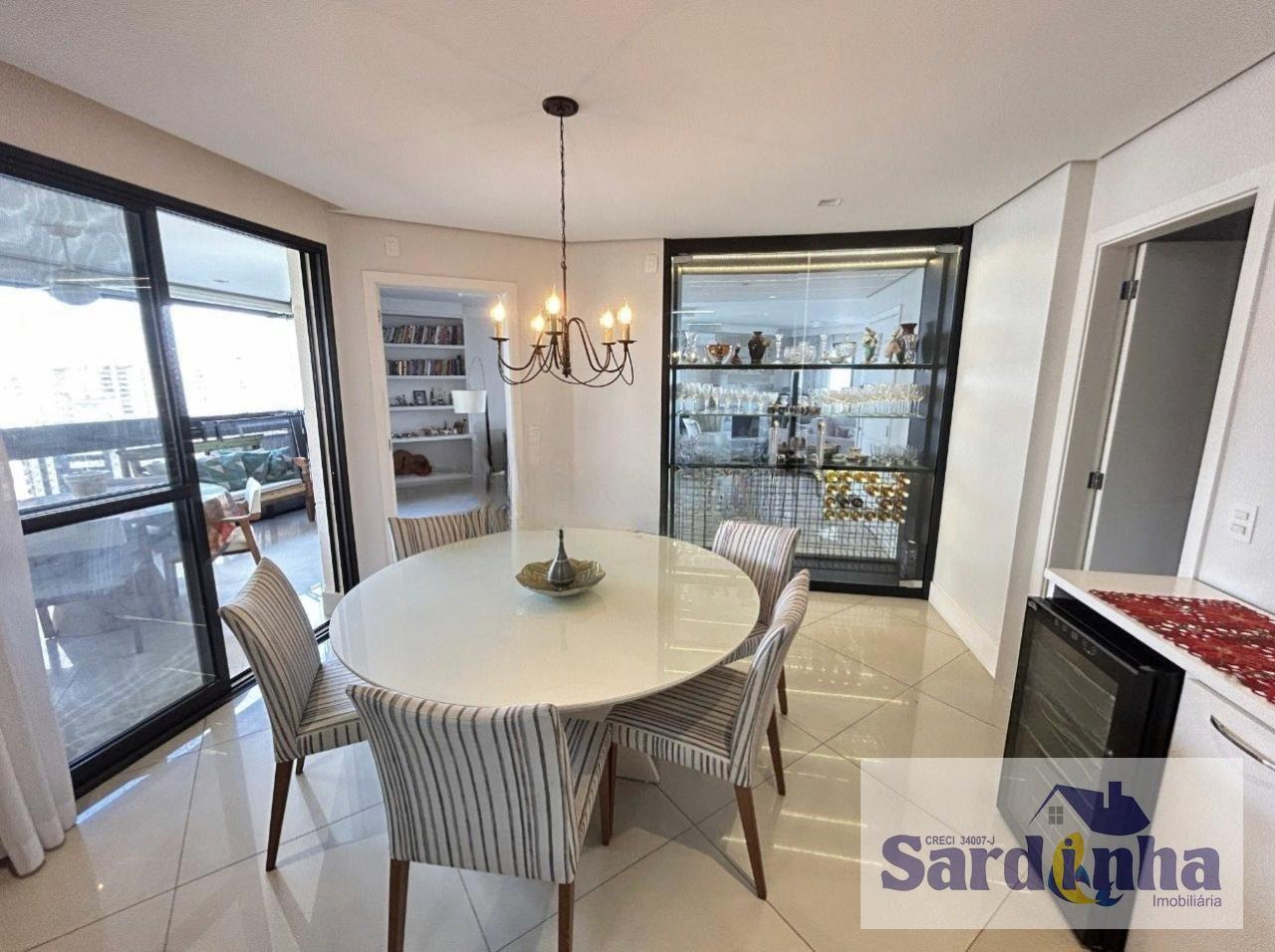 Apartamento à venda com 3 quartos, 3 suítes, 4 vagas e 220m² no Vila Suzana, São Paulo (SP) — foto 22 de 27