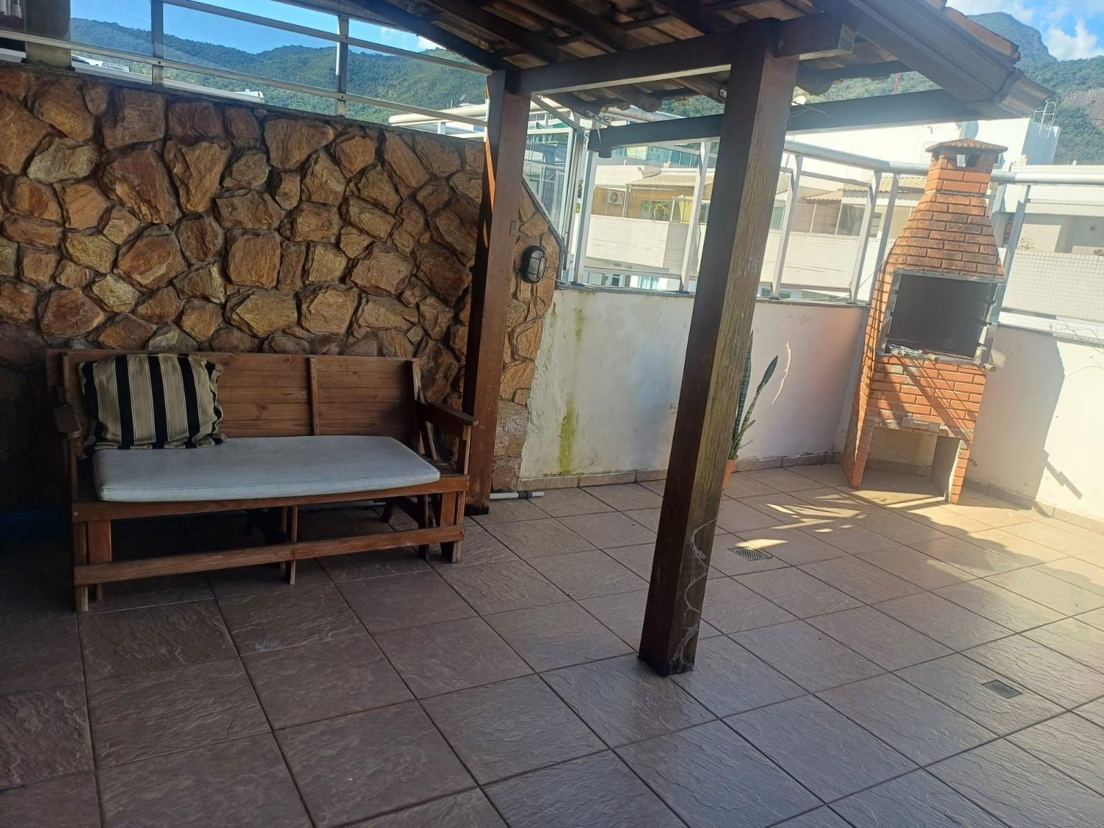 Casa à venda com 3 quartos, 1 suíte, 2 vagas e 163m² no Freguesia (jacarepaguá), Rio de Janeiro (RJ) — foto 8 de 18