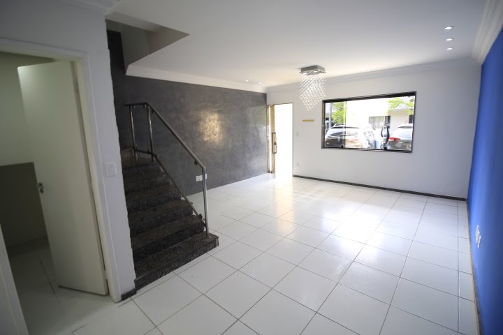 casa para venda em condominio ficcus benjamim