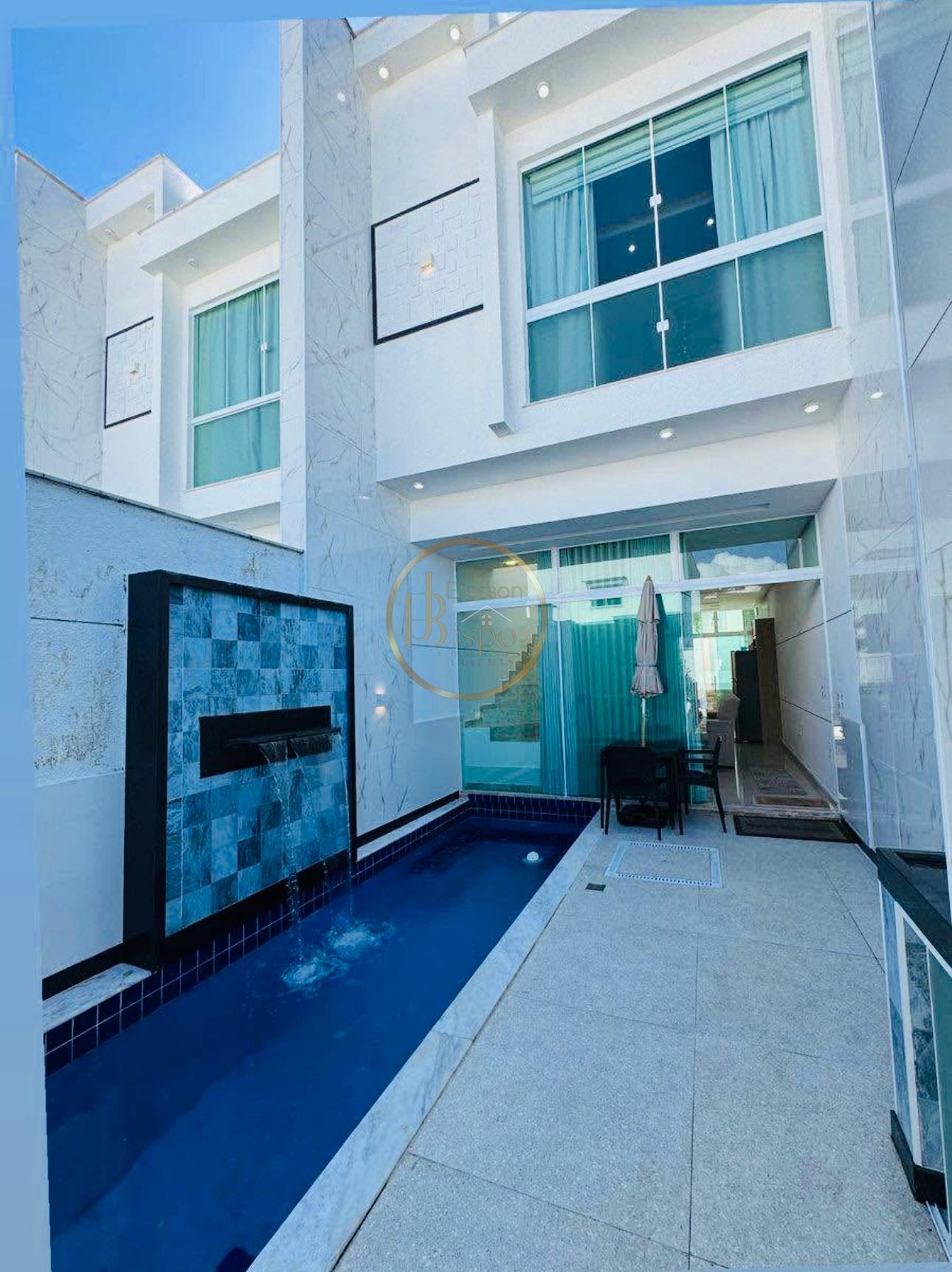 Casa à venda com 3 quartos, 3 suítes, 1 vaga e 100m² no Praia de Taperapuã, Porto Seguro (BA) — foto 2 de 6