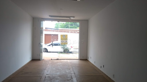 Loja / Salão em Centro - Jaboticabal, SP