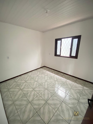 Casa em Aventureiro  -  Joinville